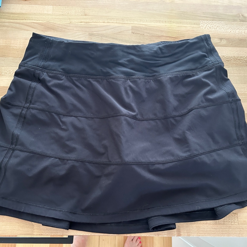 Lululemon size 6